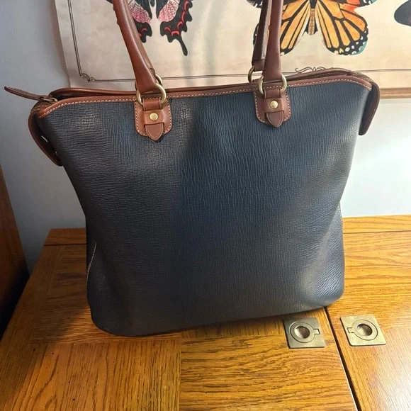 Coach Vintage Dakota Harvest Tote - Picture 2 of 14